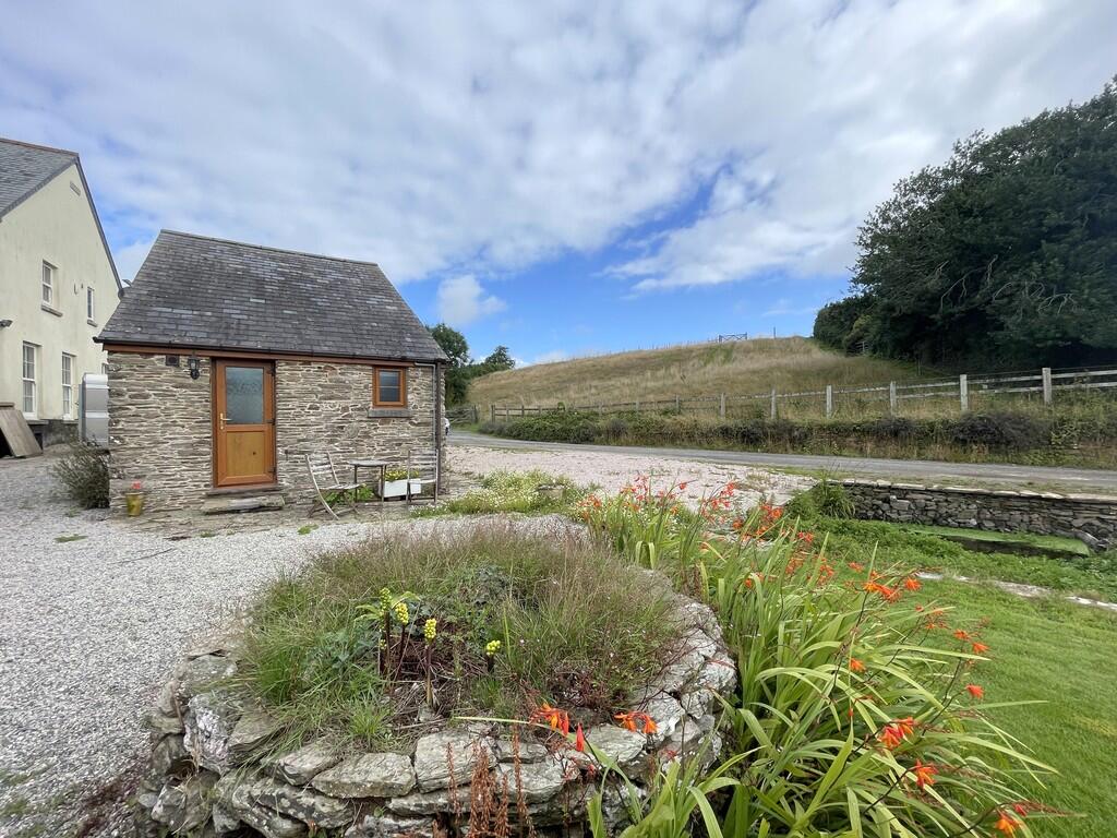 1 bed Barn Conversion for rent in Slapton. From Luscombe Maye - Yealmpton