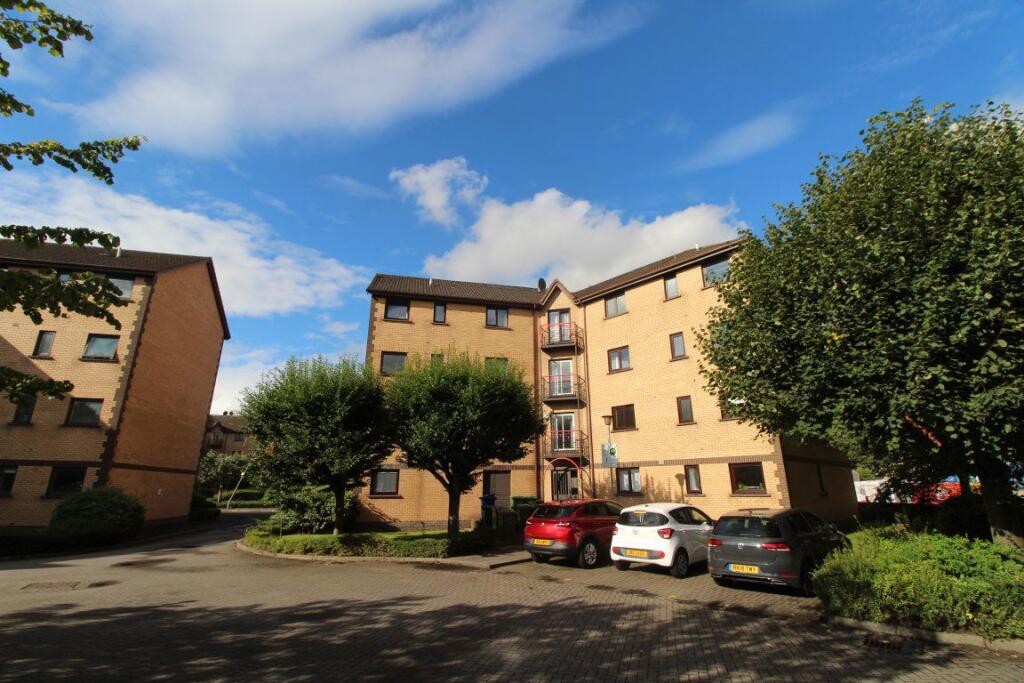 3 bed 1st Floor Flat for rent in Glasgow. From Maclay Property Ltd - Glasgow