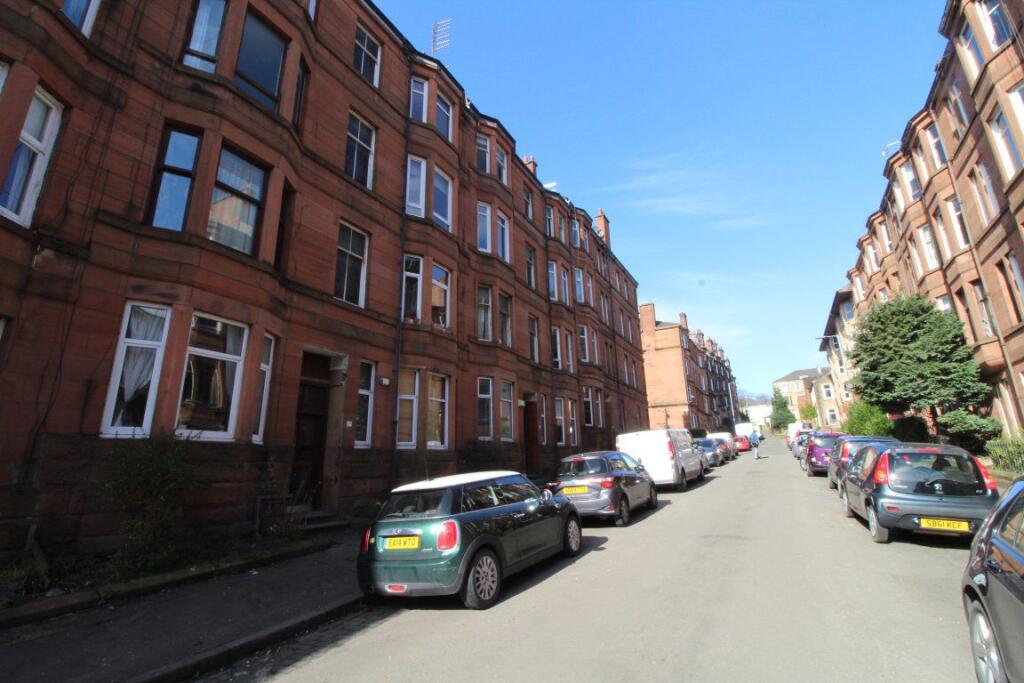 1 bed 1st Floor Flat for rent in Renfrew. From Maclay Property Ltd - Glasgow