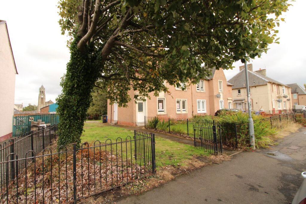2 bed 1st Floor Flat for rent in Cairns. From Maclay Property Ltd - Glasgow 2 bed 1st Floor Flat for rent in Cairns. From Maclay Property Ltd - Glasgow