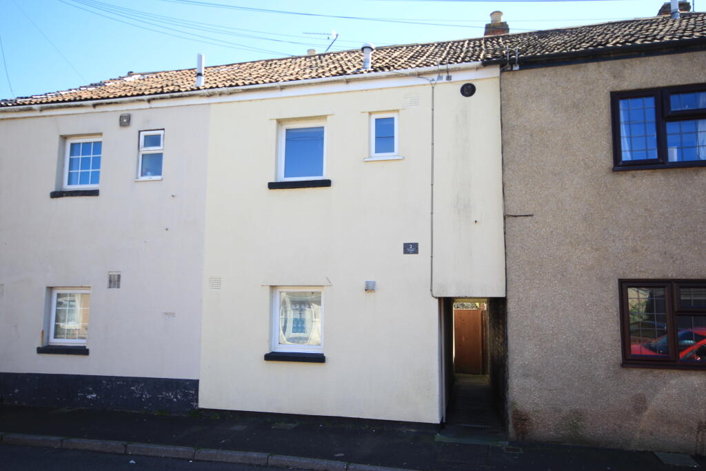 2 bed Mid Terraced House for rent in Bridgwater. From Charles Dickens Estate Agents - Bridgwater
