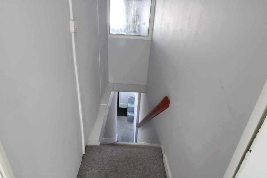2 bed Apartment for rent in Bridgwater. From Charles Dickens Estate Agents - Bridgwater