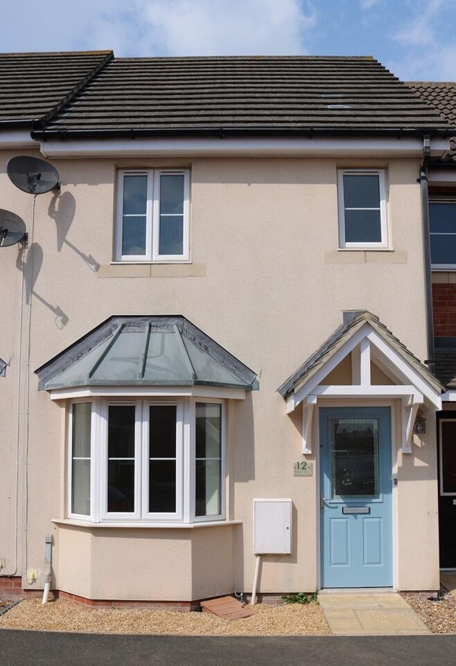 2 bed Mid Terraced House for rent in Bridgwater. From Charles Dickens Estate Agents - Bridgwater 2 bed Mid Terraced House for rent in Bridgwater. From Charles Dickens Estate Agents - Bridgwater