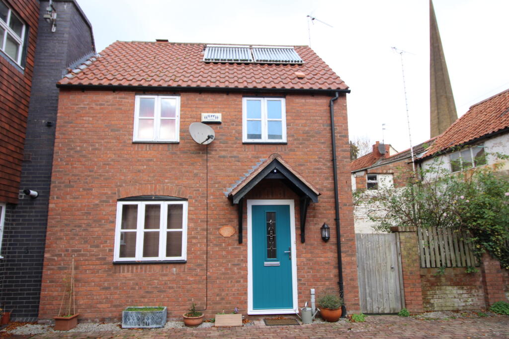 3 bed Cottage for rent in Bridgwater. From Charles Dickens Estate Agents - Bridgwater 3 bed Cottage for rent in Bridgwater. From Charles Dickens Estate Agents - Bridgwater