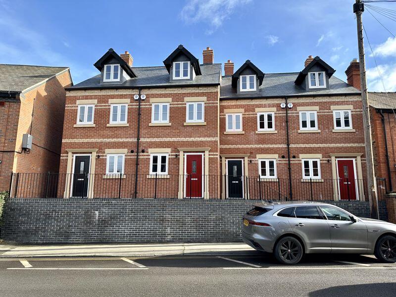 3 bed Town House for rent in Bayston Hill. From Spencer Jakeman - Shrewsbury