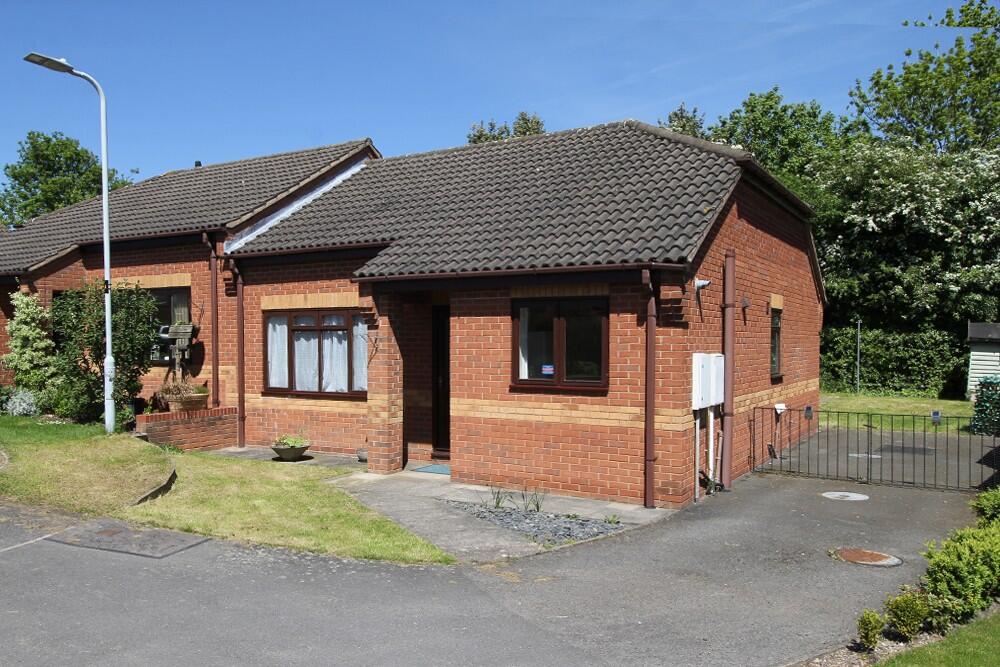 2 bed Semi-detached bungalow for rent in Woodhouse Eaves. From Huntleys - Loughborough 2 bed Semi-detached bungalow for rent in Woodhouse Eaves. From Huntleys - Loughborough
