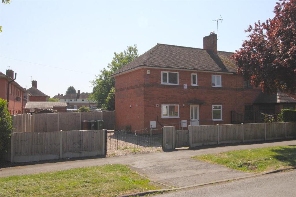 4 bed Semi Detached for rent in Loughborough. From Huntleys - Loughborough 4 bed Semi Detached for rent in Loughborough. From Huntleys - Loughborough