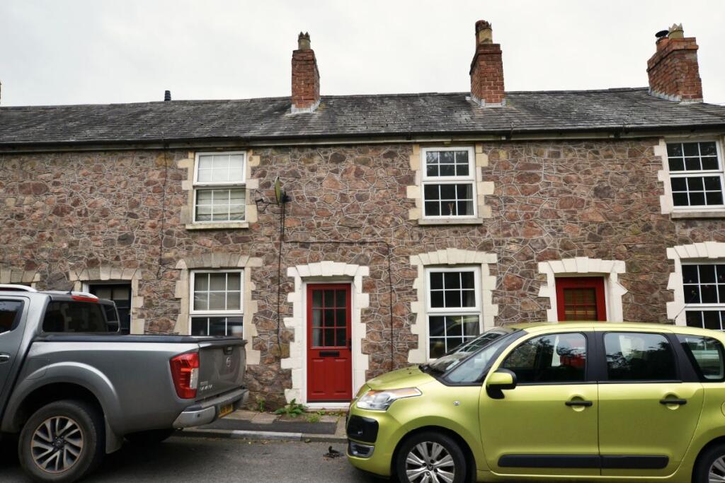 1 bed Mid Terraced House for rent in Great Malvern. From Taylor Clarke - Malvern 1 bed Mid Terraced House for rent in Great Malvern. From Taylor Clarke - Malvern