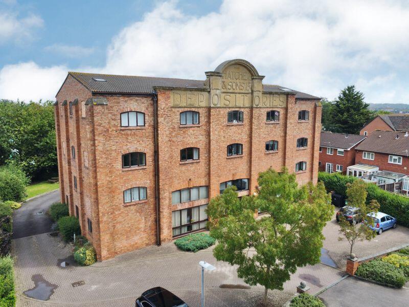 1 bed Flat for rent in Staplegrove. From Ware and Company - Ware and Comapny
