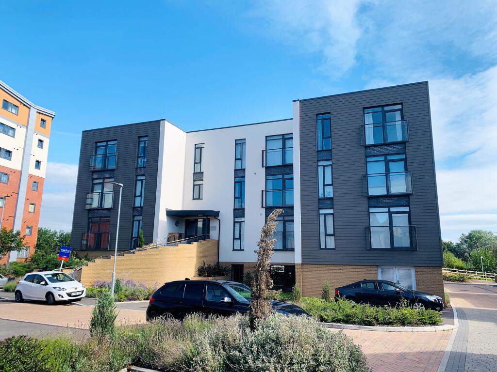 2 bed 1st Floor Flat for rent in Taunton. From Ware and Company - Ware and Comapny