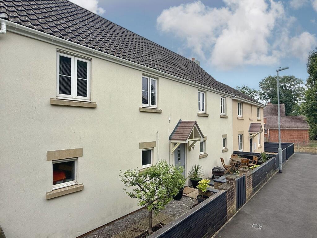 2 bed Coach House for rent in Norton Fitzwarren. From Ware and Company - Ware and Comapny