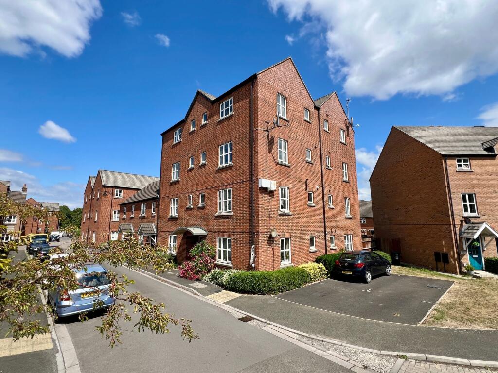 2 bed 1st Floor Flat for rent in Bathpool. From Ware and Company - Ware and Comapny 2 bed 1st Floor Flat for rent in Bathpool. From Ware and Company - Ware and Comapny