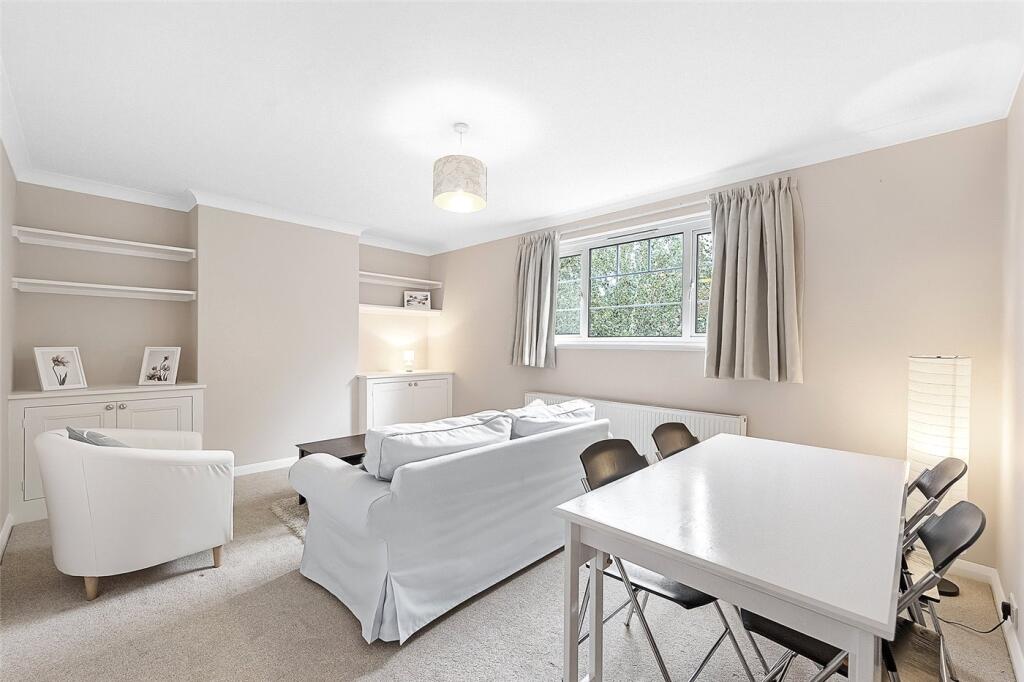 2 bed Apartment for rent in Chiswick. From Winkworth - Chiswick 2 bed Apartment for rent in Chiswick. From Winkworth - Chiswick