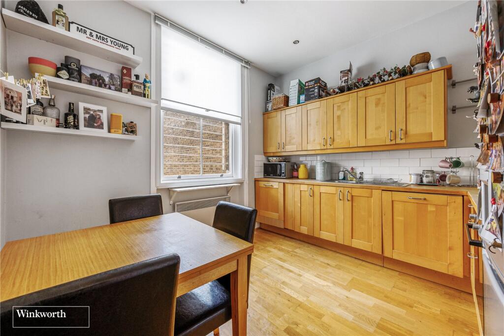 1 bed Apartment for rent in Richmond upon Thames. From Winkworth - Chiswick