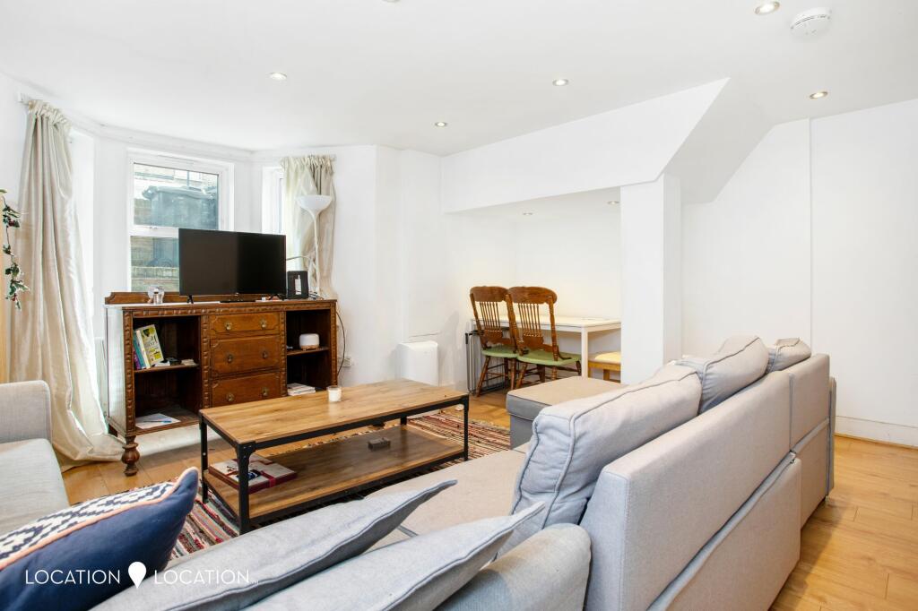3 bed Flat for rent in Stoke Newington. From Location Location - Stoke Newington