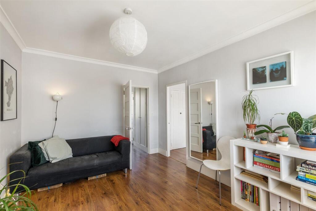1 bed 1st Floor Flat for rent in Stoke Newington. From Location Location - London