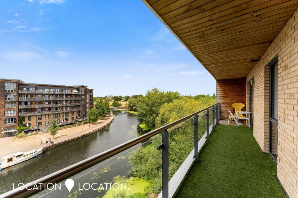 2 bed Apartment for rent in Hackney. From Location Location - London