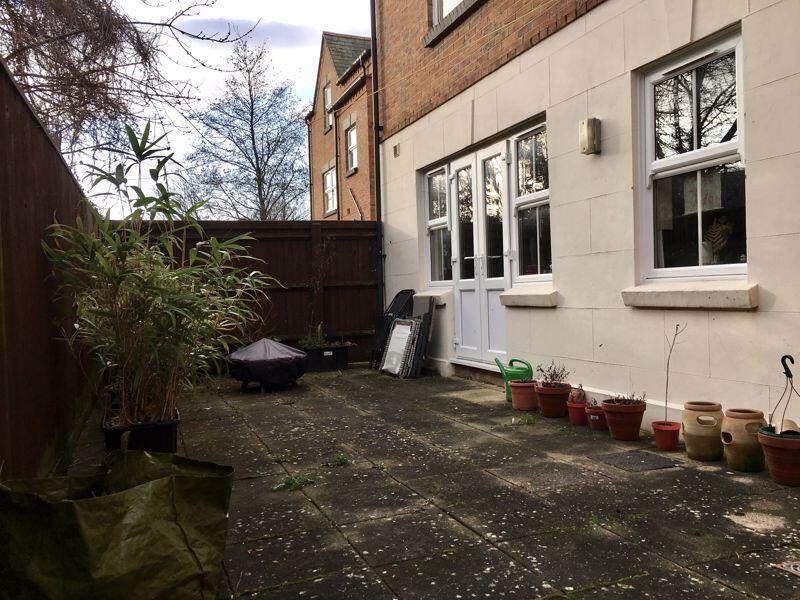 2 bed House (unspecified) for rent in Sandford-on-Thames. From Amelies Estate Agents - Oxford