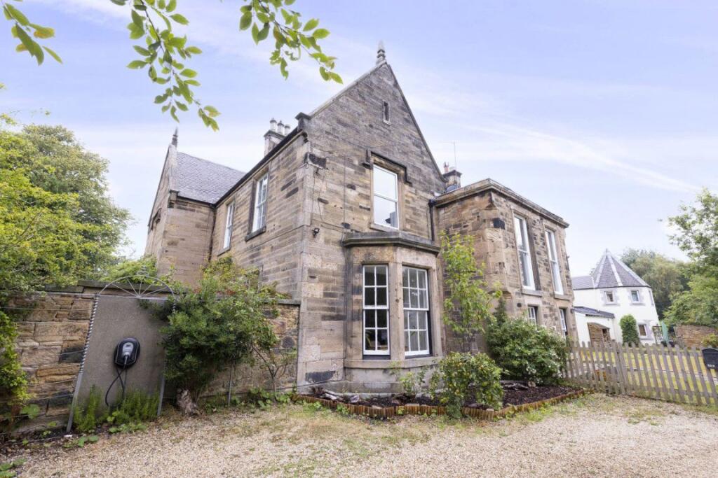 3 bed 1st Floor Flat for rent in Dalkeith. From Ben Property - Edinburgh 3 bed 1st Floor Flat for rent in Dalkeith. From Ben Property - Edinburgh