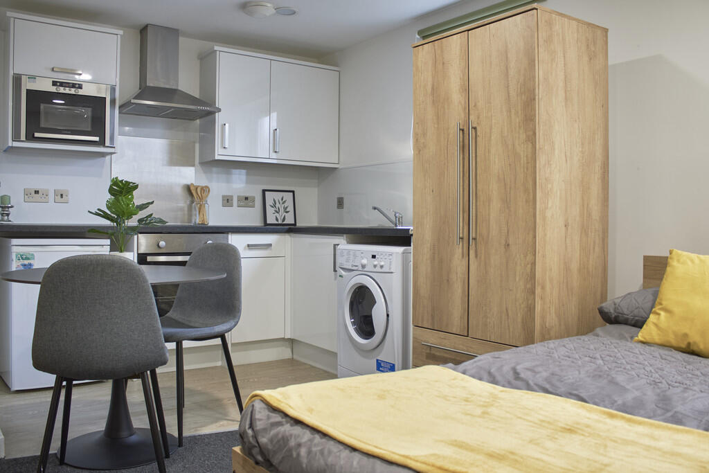 0 bed Studio for rent in Bristol. From Berkeley Estates and Management - Bristol