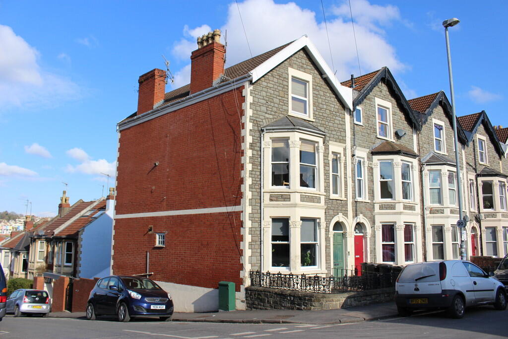 2 bed Apartment for rent in Bower Ashton. From Berkeley Estates and Management - Bristol 2 bed Apartment for rent in Bower Ashton. From Berkeley Estates and Management - Bristol