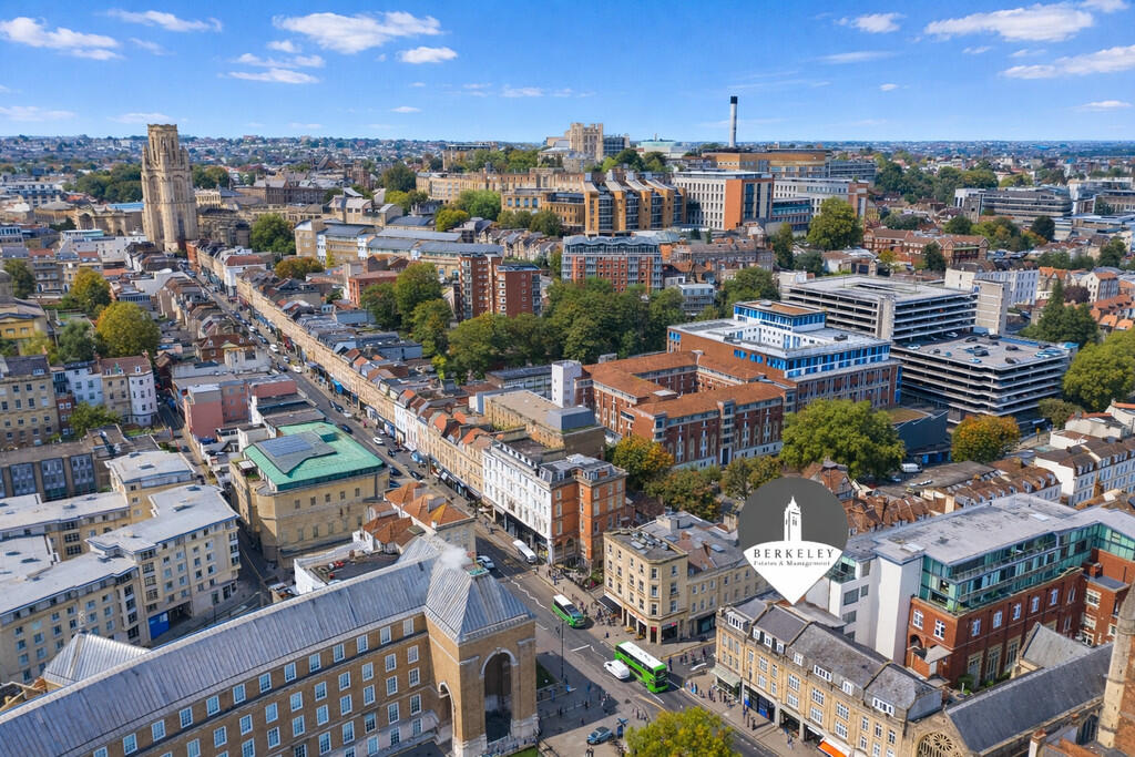 4 bed Studio for rent in Bristol. From Berkeley Estates and Management - Bristol