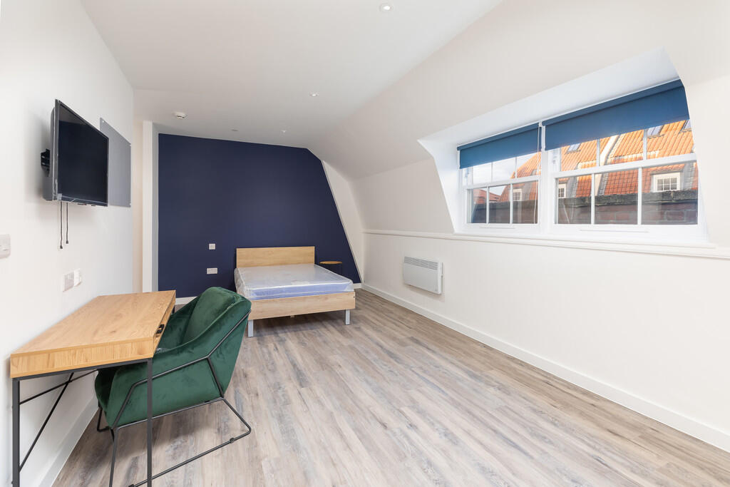 0 bed Studio for rent in Bristol. From Berkeley Estates and Management - Bristol