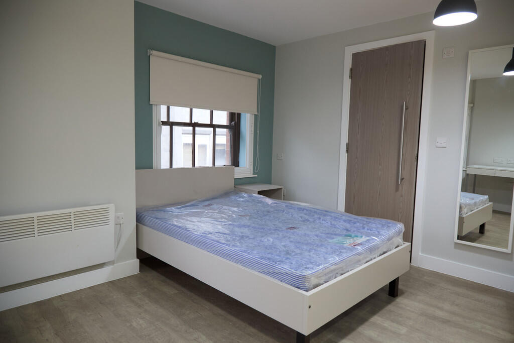 0 bed Studio for rent in Bristol. From Berkeley Estates and Management - Bristol