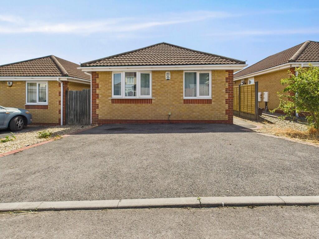 2 bed Detached bungalow for rent in Stapleton. From Berkeley Estates and Management - Bristol