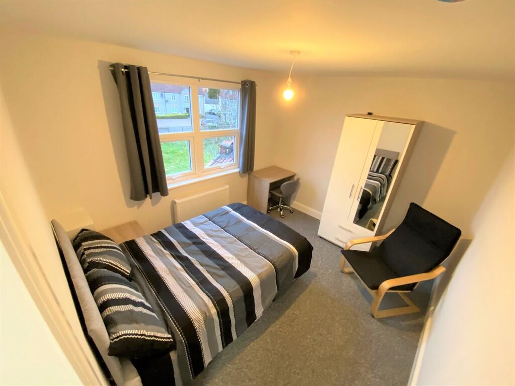 1 bed House Share for rent in Warmley. From Berkeley Estates and Management - Bristol 1 bed House Share for rent in Warmley. From Berkeley Estates and Management - Bristol