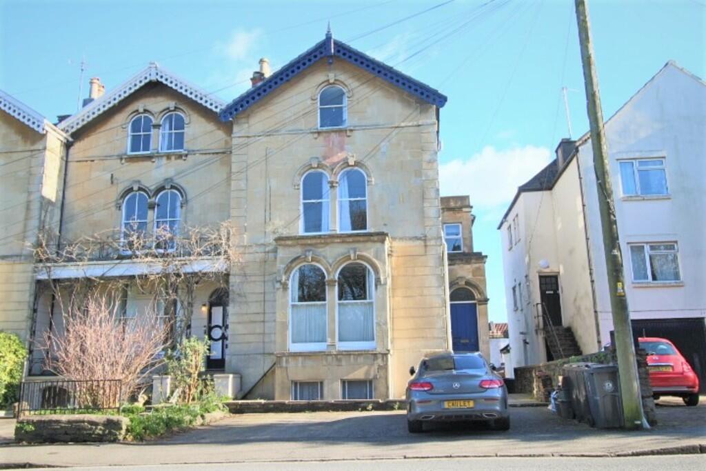 2 bed 1st Floor Flat for rent in Bristol. From Berkeley Estates and Management - Bristol