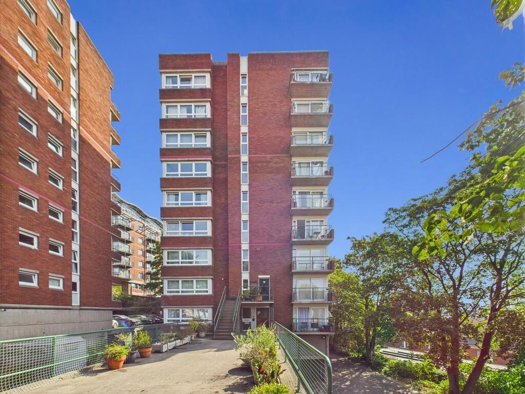 3 bed Apartment for rent in Bristol. From Berkeley Estates and Management - Bristol 3 bed Apartment for rent in Bristol. From Berkeley Estates and Management - Bristol