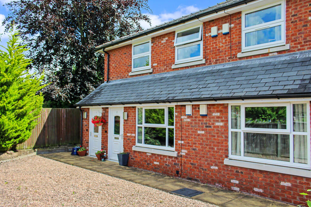 2 bed Apartment for rent in Kidderminster. From G Herbert Banks - Great Witley 2 bed Apartment for rent in Kidderminster. From G Herbert Banks - Great Witley