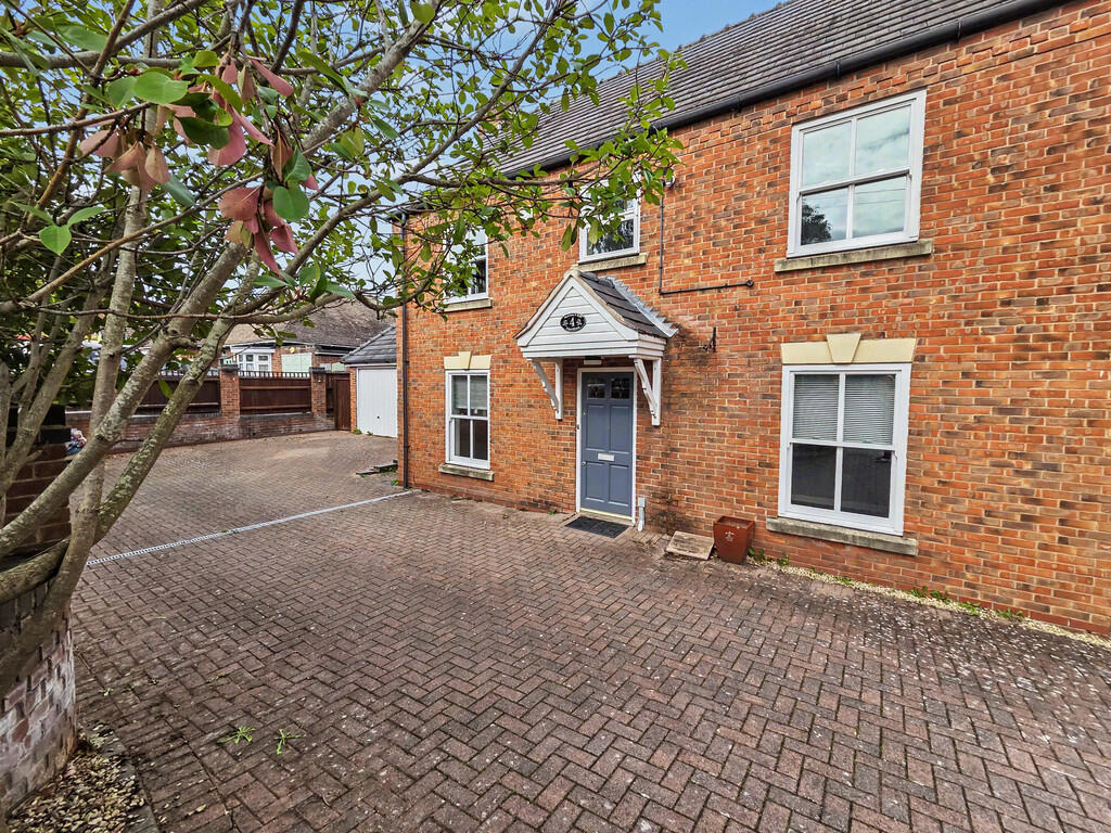 4 bed Detached for rent in Kidderminster. From G Herbert Banks - Great Witley 4 bed Detached for rent in Kidderminster. From G Herbert Banks - Great Witley
