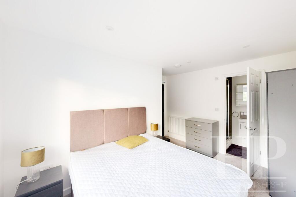 1 bed House Share for rent in Pease Pottage. From Homes Partnership - Crawley 1 bed House Share for rent in Pease Pottage. From Homes Partnership - Crawley