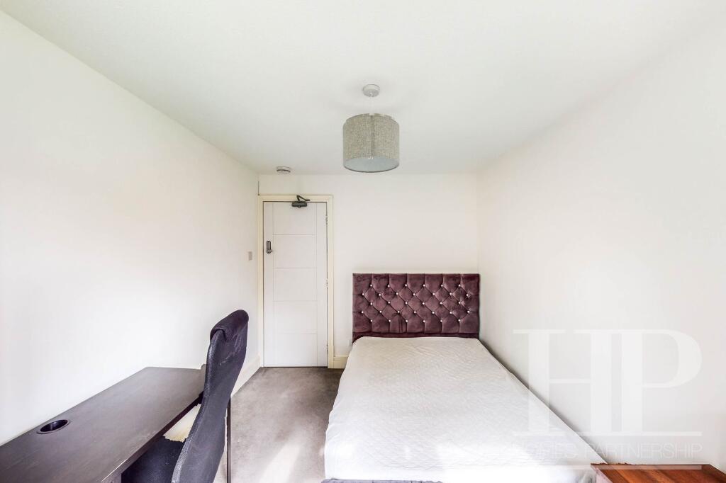 1 bed House Share for rent in Crawley. From Homes Partnership - Crawley