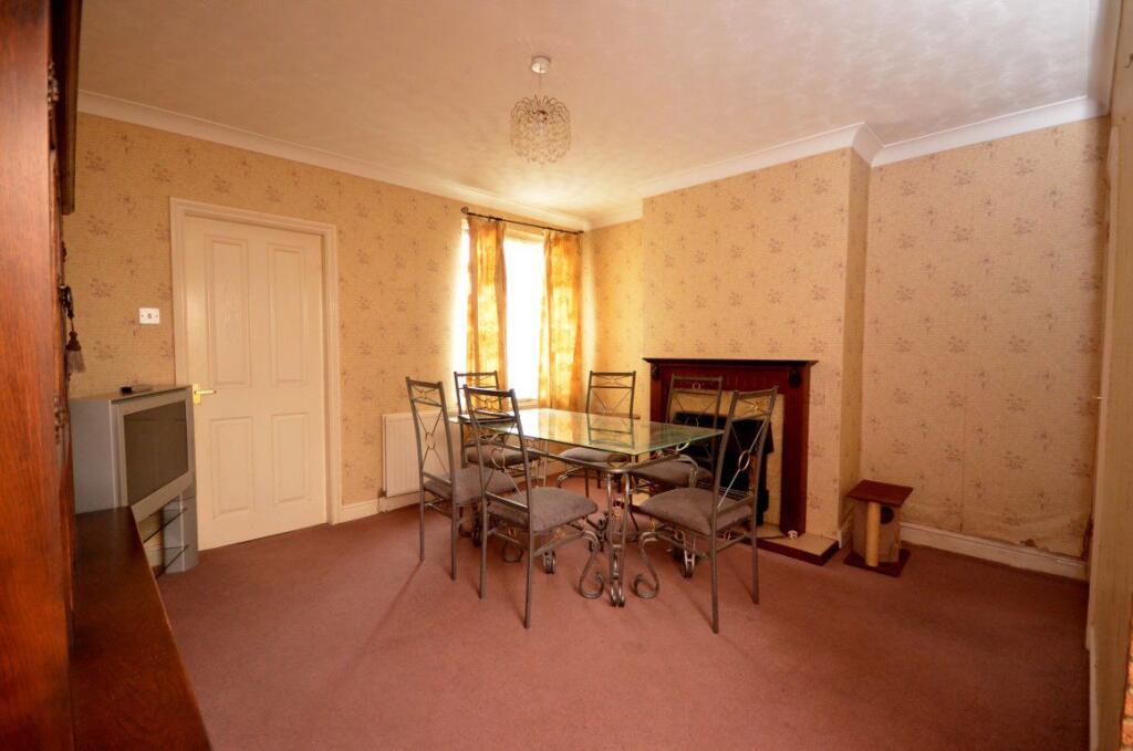 3 bed Semi Detached for rent in Boston. From Let Us Let U - Boston