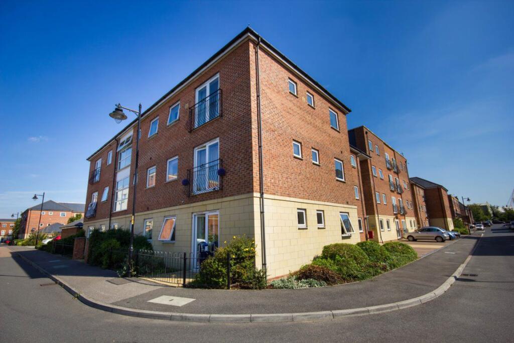 2 bed Apartment for rent in Boston. From Let Us Let U - Boston