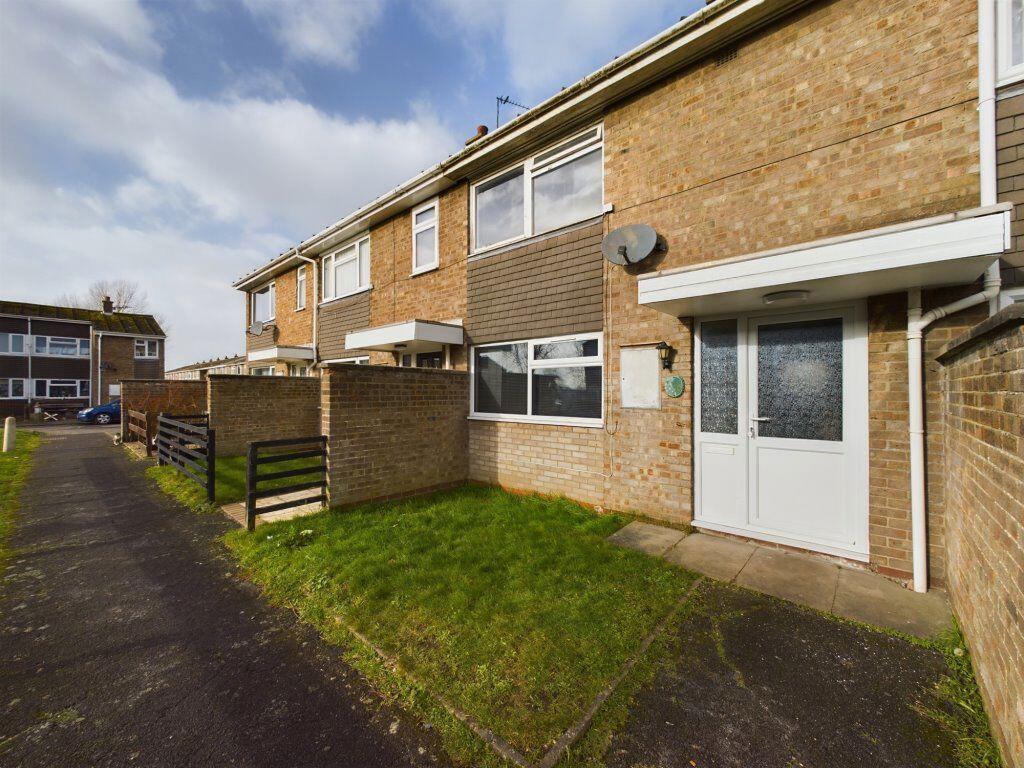 2 bed Mid Terraced House for rent in Tattershall. From Let Us Let U - Boston