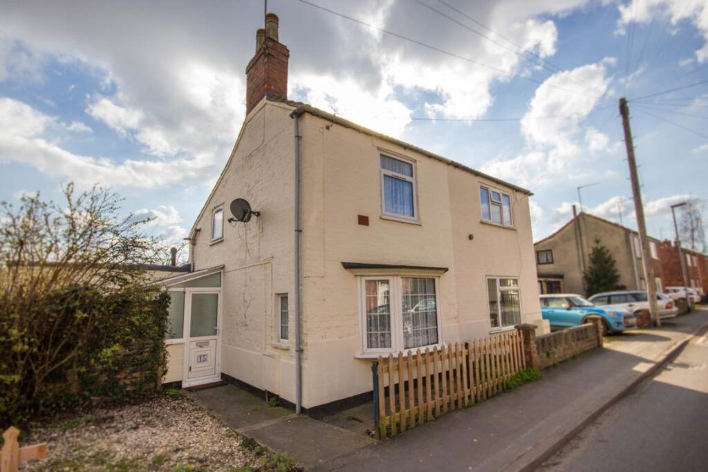 2 bed Semi Detached for rent in Boston. From Let Us Let U - Boston