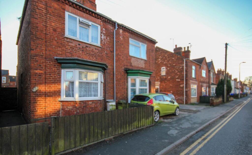 3 bed Semi Detached for rent in Boston. From Let Us Let U - Boston