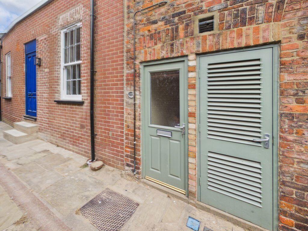 2 bed Annexe for rent in Boston. From Let Us Let U - Boston