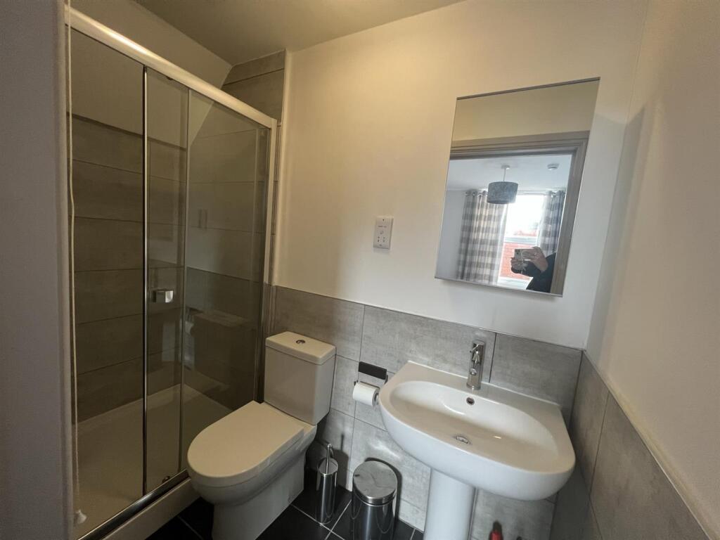 1 bed House Share for rent in Mansfield. From Location - Mansfield