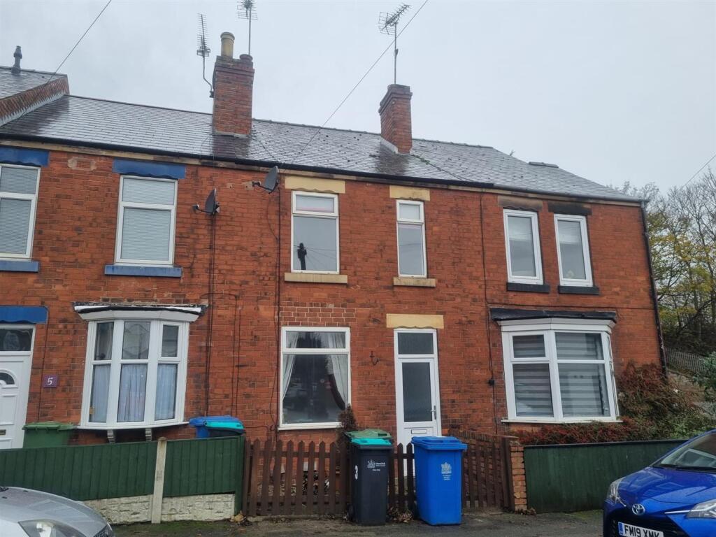 2 bed Mid Terraced House for rent in Mansfield. From Location - Mansfield