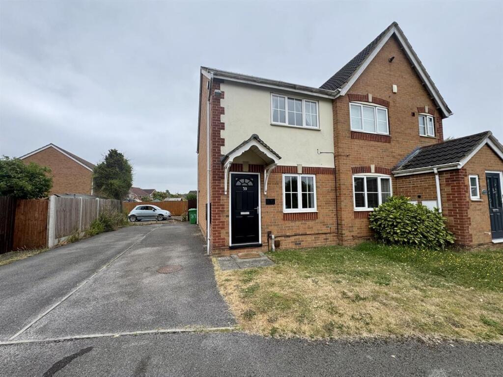2 bed Semi Detached for rent in Bestwood Village. From Location - Mansfield 2 bed Semi Detached for rent in Bestwood Village. From Location - Mansfield