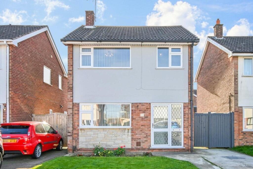 3 bed Detached for rent in Rainworth. From Location - Mansfield