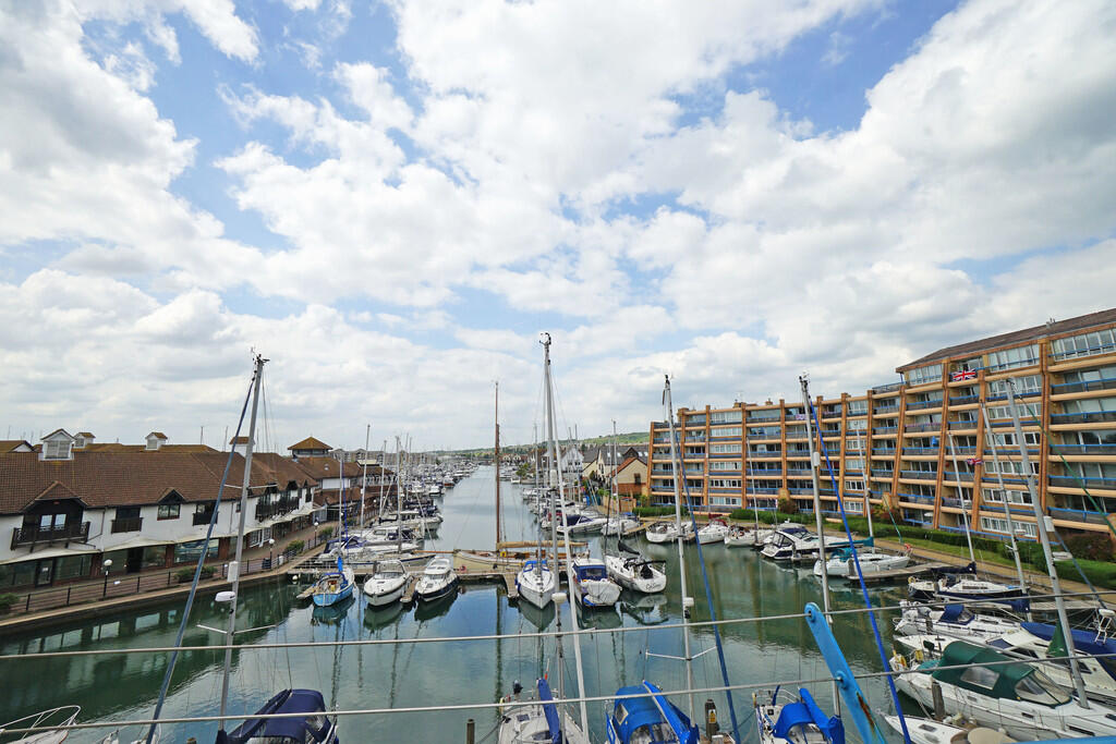 2 bed Apartment for rent in Southwick. From Marina & Hampshire Life Homes - South Coast 2 bed Apartment for rent in Southwick. From Marina & Hampshire Life Homes - South Coast