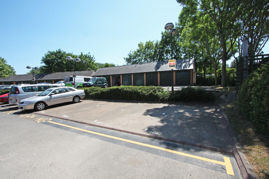 4 bed Garages for rent in Southwick. From Marina & Hampshire Life Homes - South Coast
