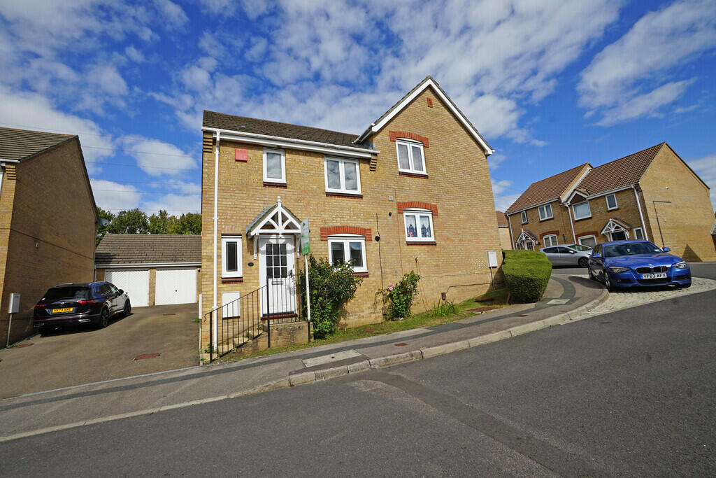 3 bed Semi Detached for rent in Fareham. From Marina & Hampshire Life Homes - South Coast
