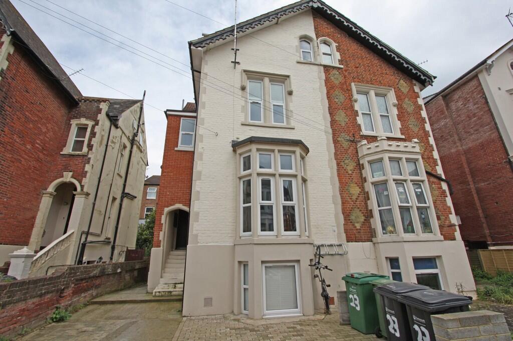 2 bed Apartment for rent in Portsmouth. From Marina & Hampshire Life Homes - South Coast